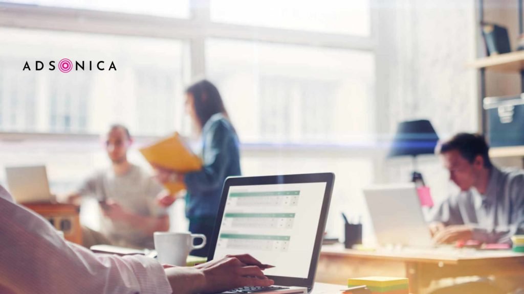 sound display advertisement software