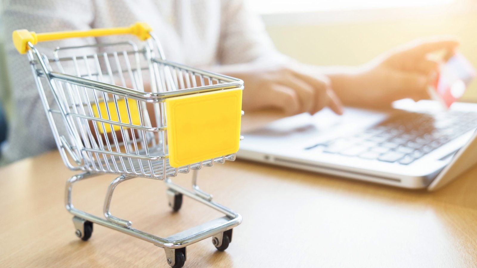 Darkroom Appoints Exec Leader for Social Commerce and TikTok Shop Services