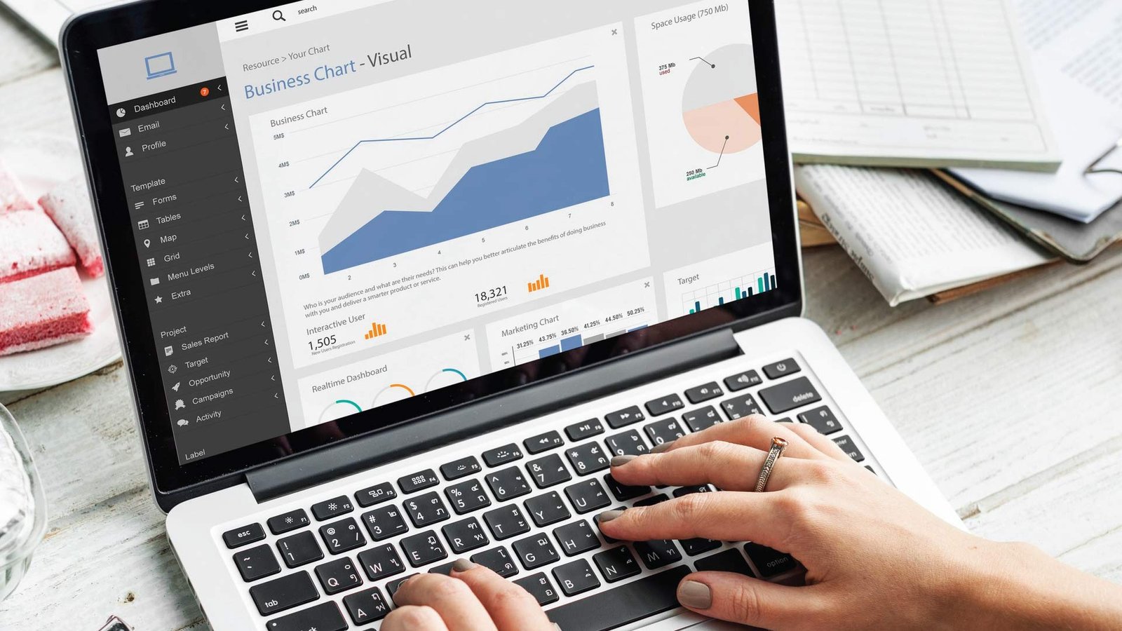 Discuss Debuts “Vibe Coding” and Hybrid AI + Human Market Insight Platform