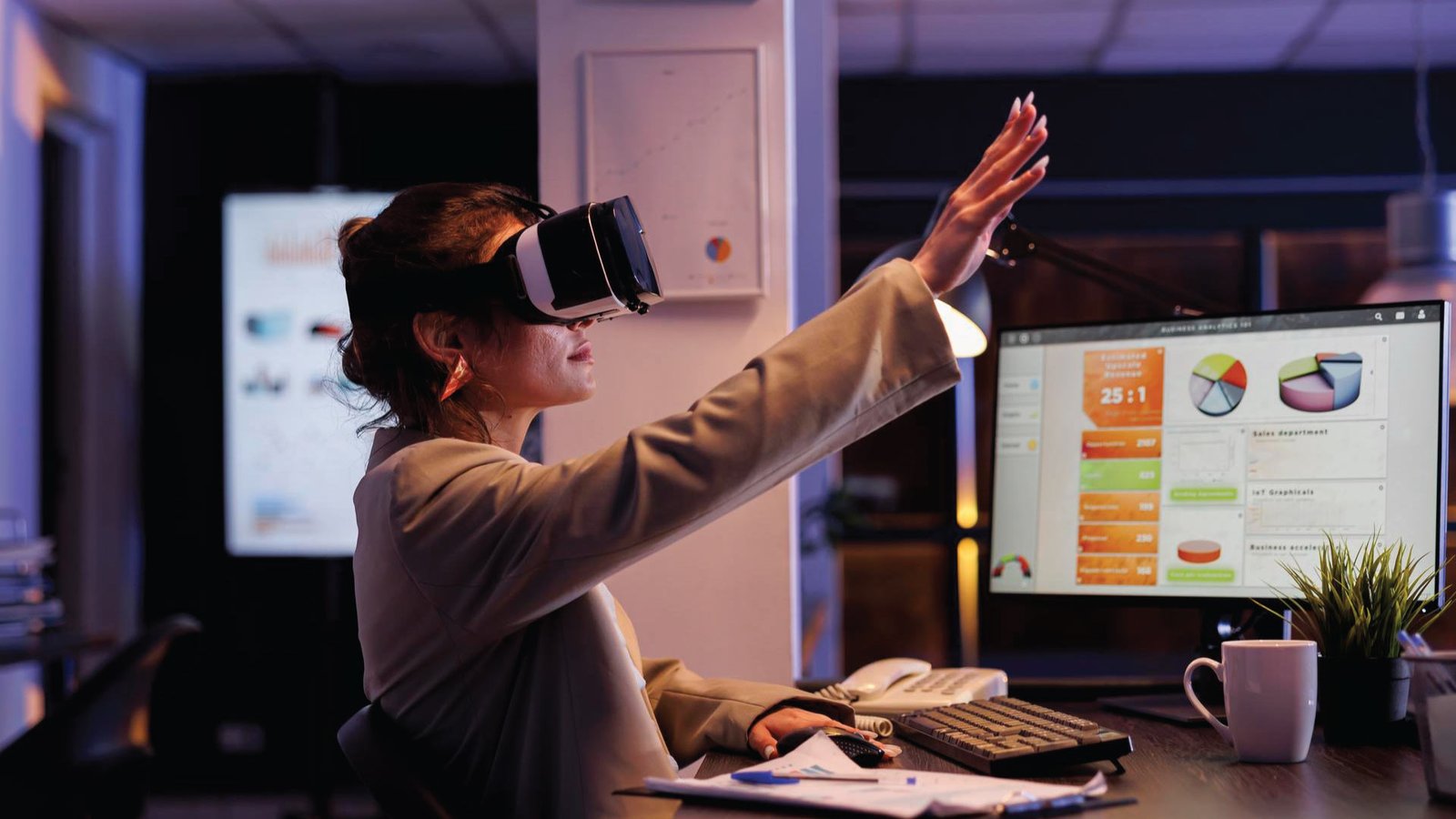 IAB 2025 Outlook Adjusted Amid Macro Concerns, Key Media Up Double Digits