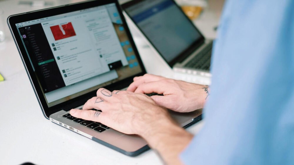 Smartly Teams Up with Spotify to Boost Cross-Channel Advertising