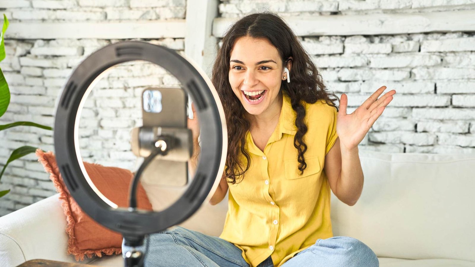 Stellar Tech Acquires Join, Forms Top Creator Marketplace in Benelux