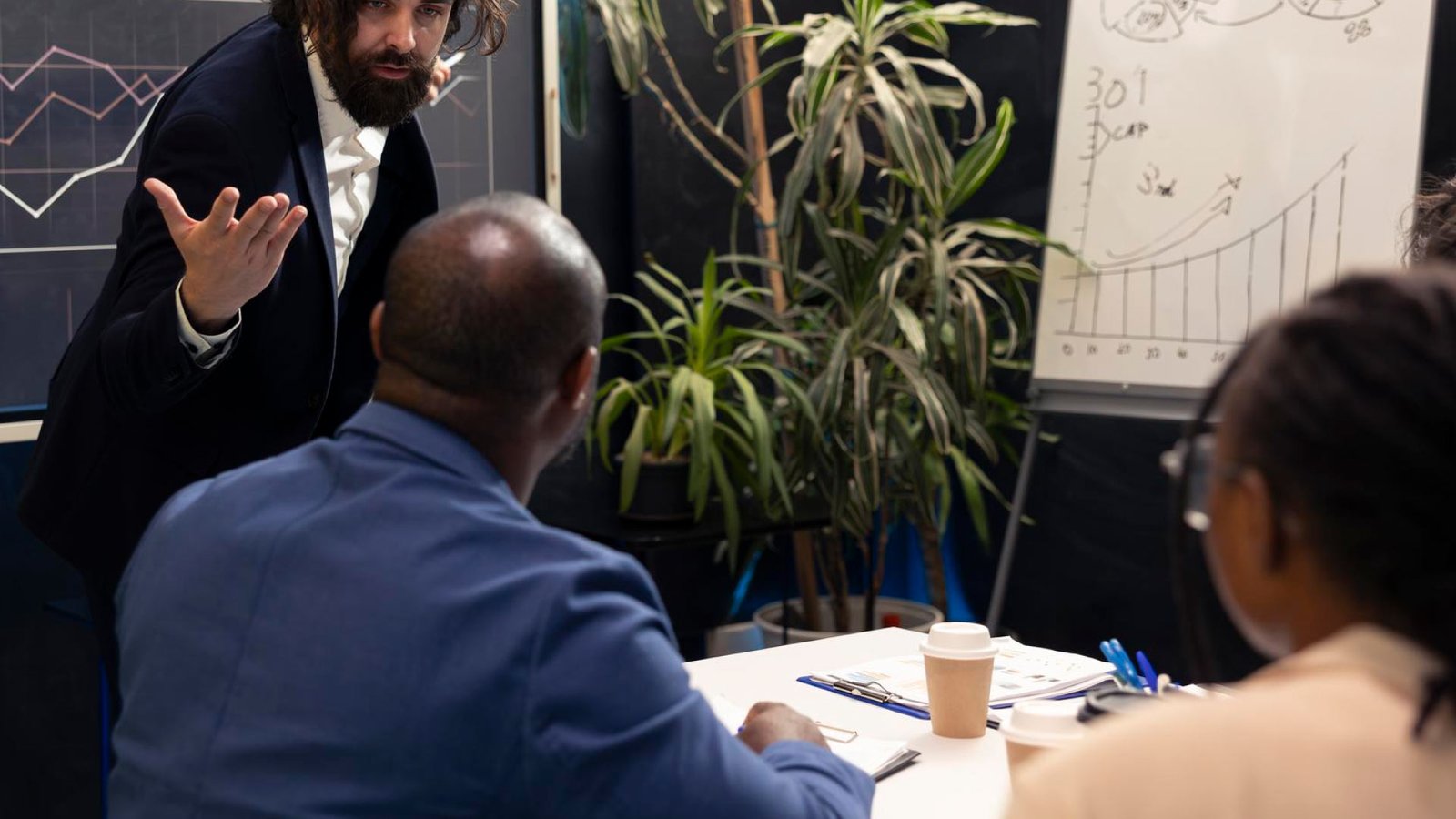 dsb.net UK Announces Leadership, Invests in Growth with Darwin CX backing