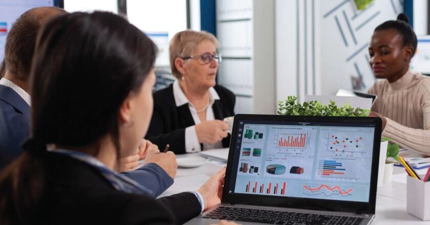 Socialtrait Debuts 1st AI Audience Behavior Simulation SaaS Platform