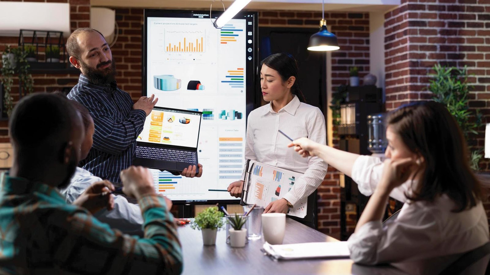 StackAdapt Expands Innovation Forum 2025 to a Global Audience