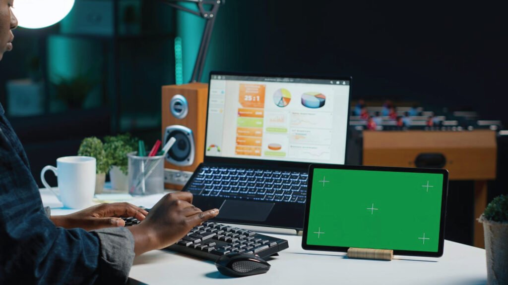 E Ink, StellarLink Partner to Deliver Sustainable ePaper Signage in Japan