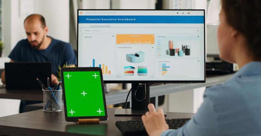 JCDecaux UK wins three top honours at the prestigious Media Leader Awards