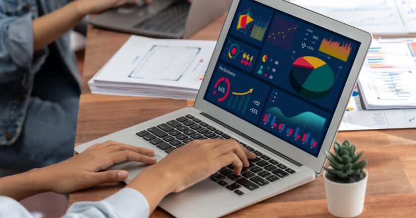 SmartBrief Honors Emplifi for AI-Powered Listening & Analytics