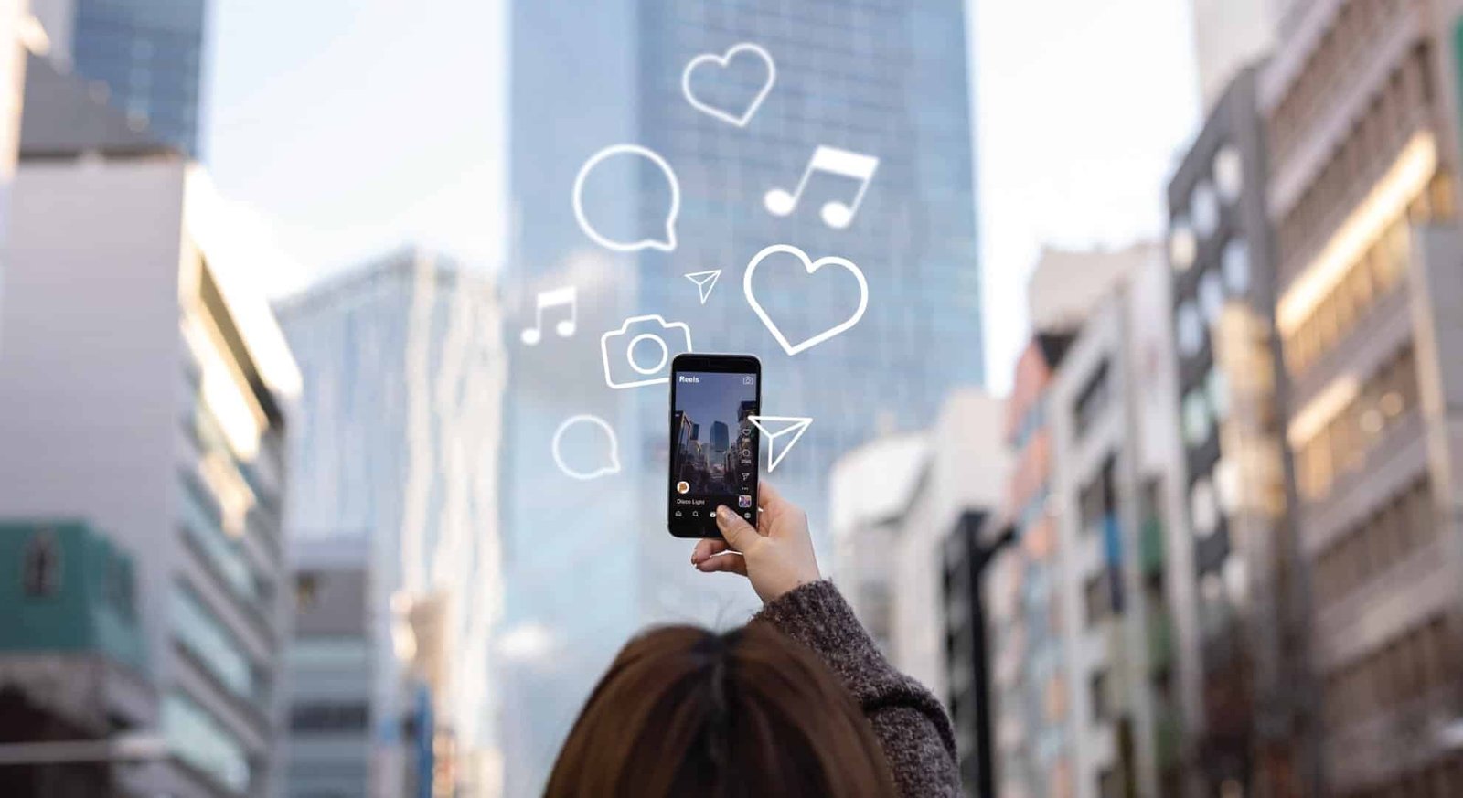 Holograms Enter Influencer Marketing via VizSense–Geminai Alliance