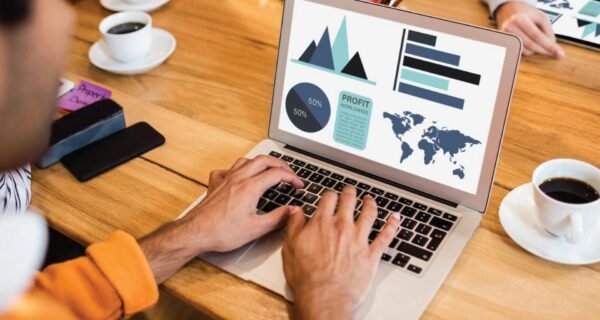 Insightly CRM Introduces AI Copilot to Boost Mid-Market CRM Efficiency