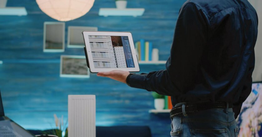 Versus Systems Partners With LiftMedia to Launch New DOOH Experiences