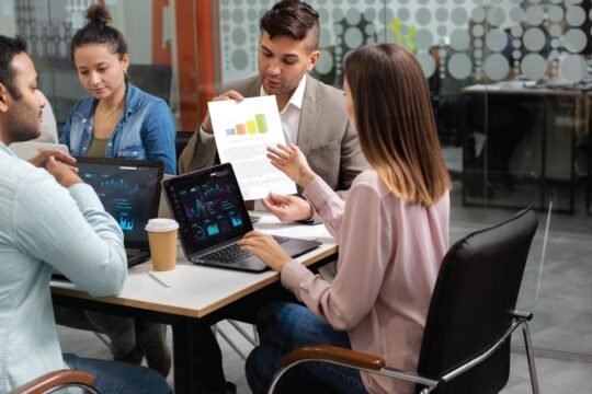 Consensus, Opine Partner to Transform Enterprise Buying Journey